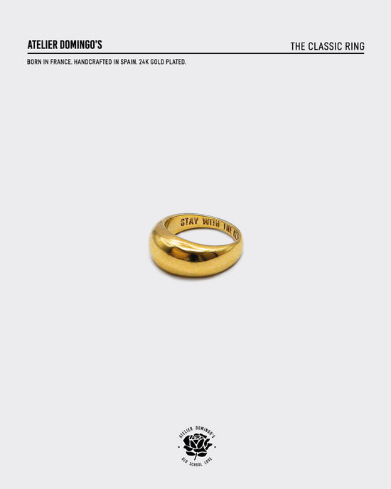 Atelier Domingo's Classic ring. This gold-plated ring is unisex and have a timeless design.