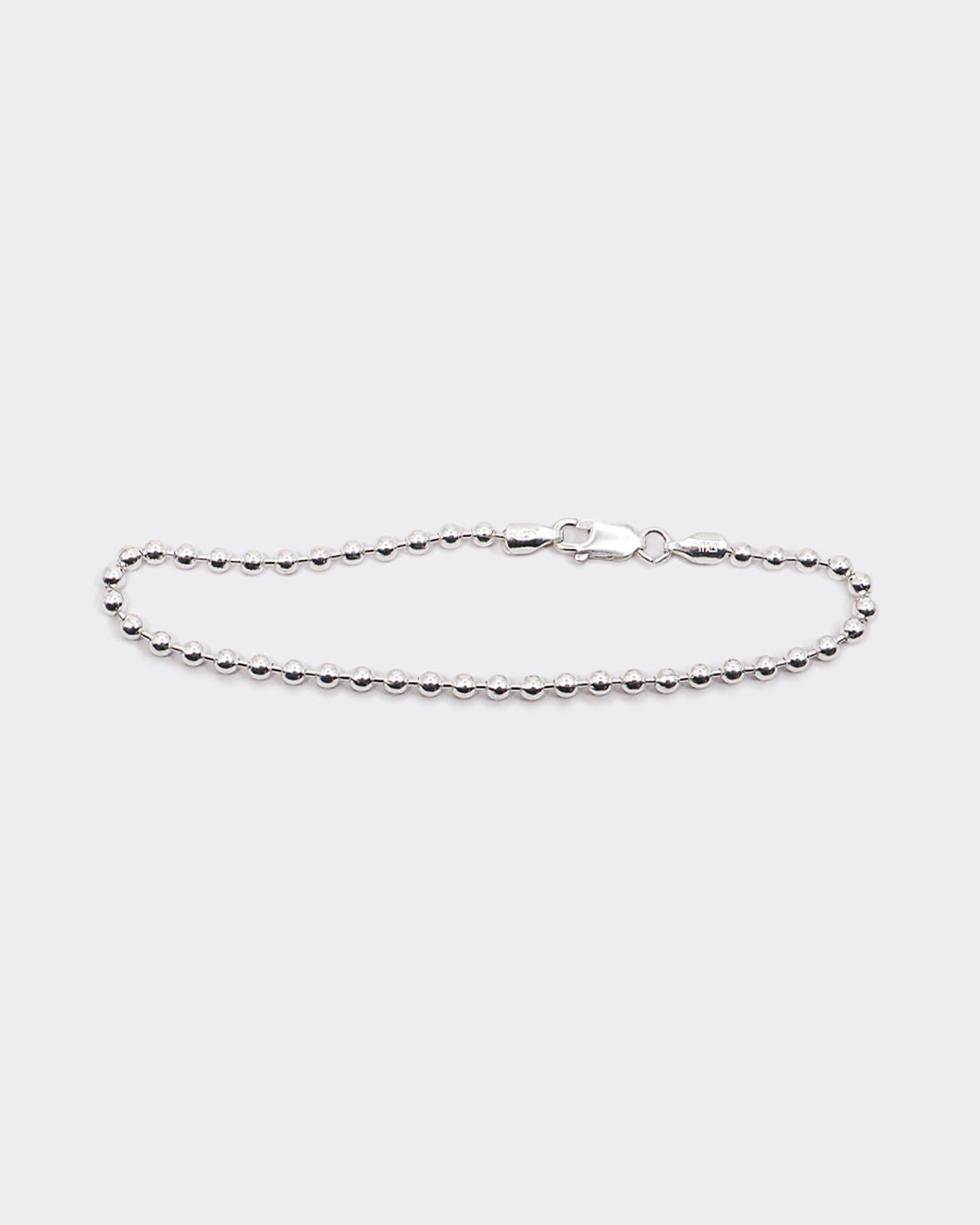 The beads bracelet is an elegant and unisex piece of jewelry, crafted in Italy and made of 925 Sterling Silver. Every jewelry is designed by Atelier Domingo's in France and is made to be worn by both men and women.