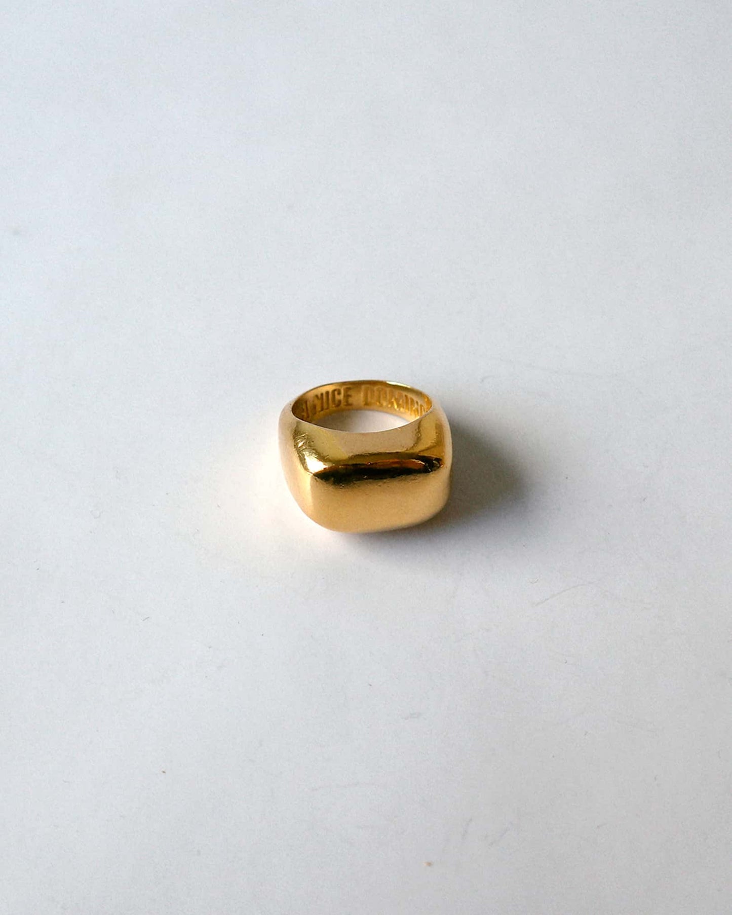 Atelier Domingo's Block gold ring is a tribute to New York block parties. This unisex ring is made in Spain. It is made of a high-quality 24 karat gold plating. All our jewelry is unisex, made for both men and women.