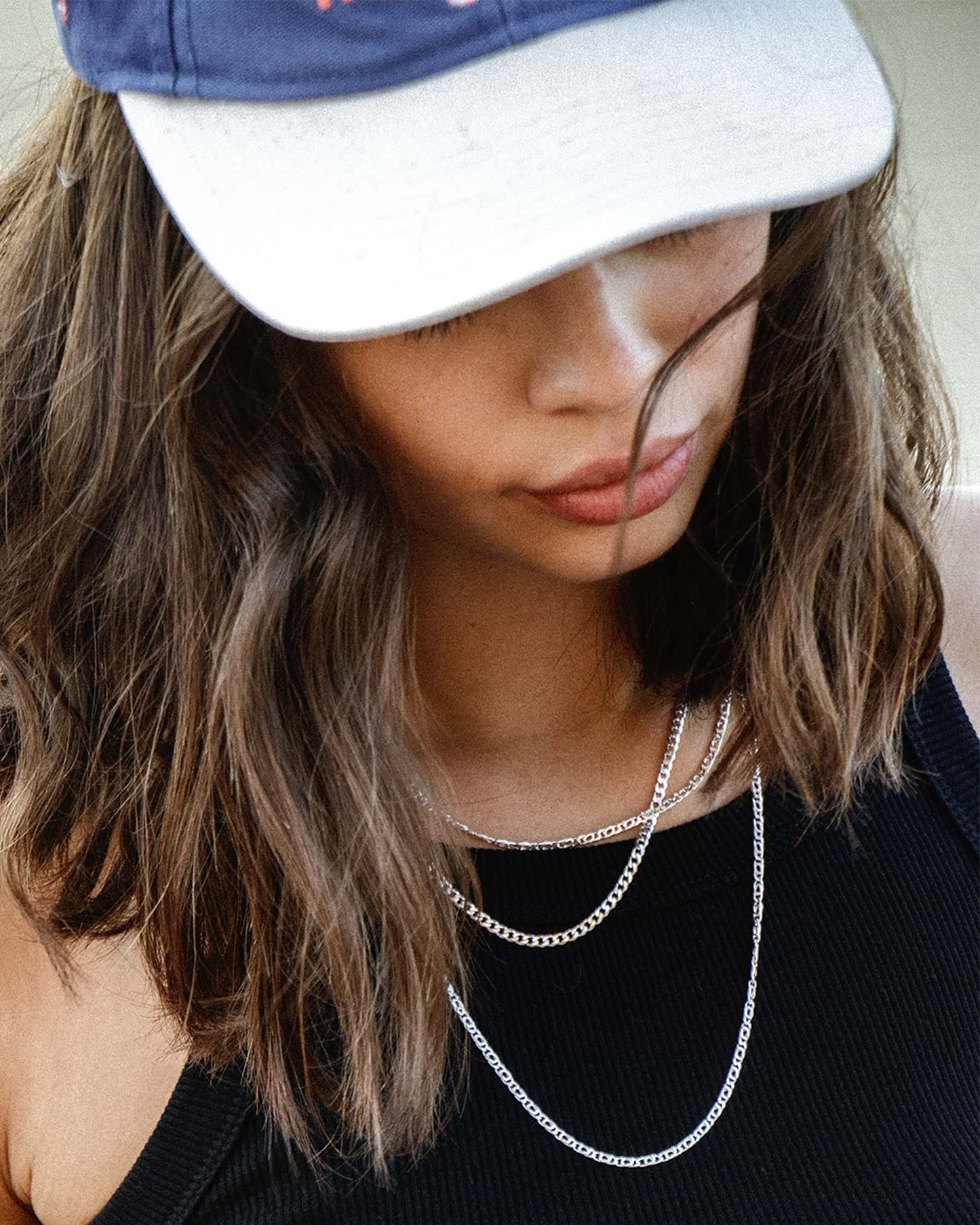 The Cartridge chain is an elegant and unisex piece of jewelry, crafted in Italy and made of 925 Sterling Silver. Every jewelry is designed by Atelier Domingo's in France and is made to be worn by both men and women.