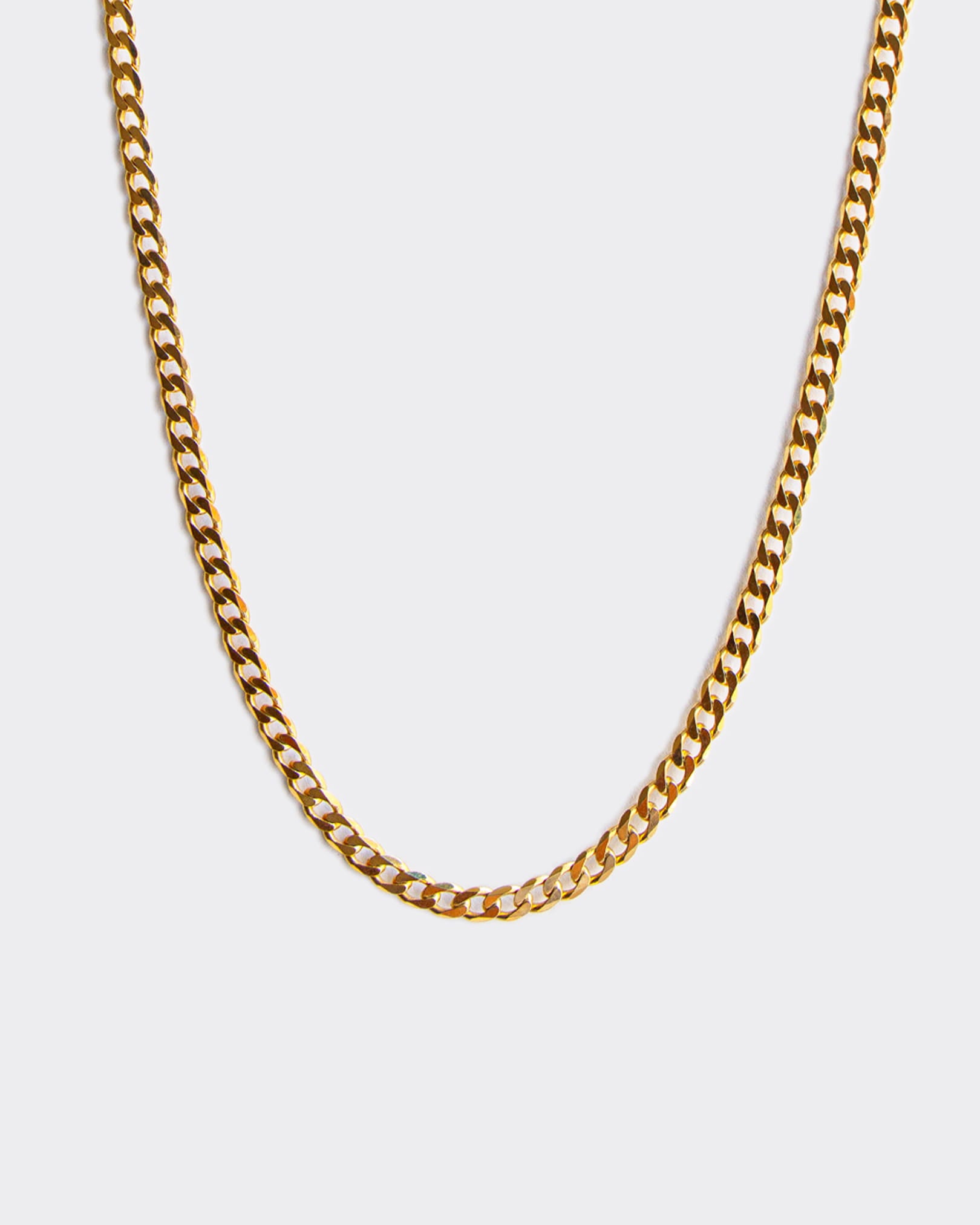 The Cuban Chain is an elegant and unisex piece of jewelry, crafted in Italy and made of 925 Sterling Silver with a high-quality 18 karat gold plating. Every jewelry is designed by Atelier Domingo's in France and is made to be worn by both men and women.