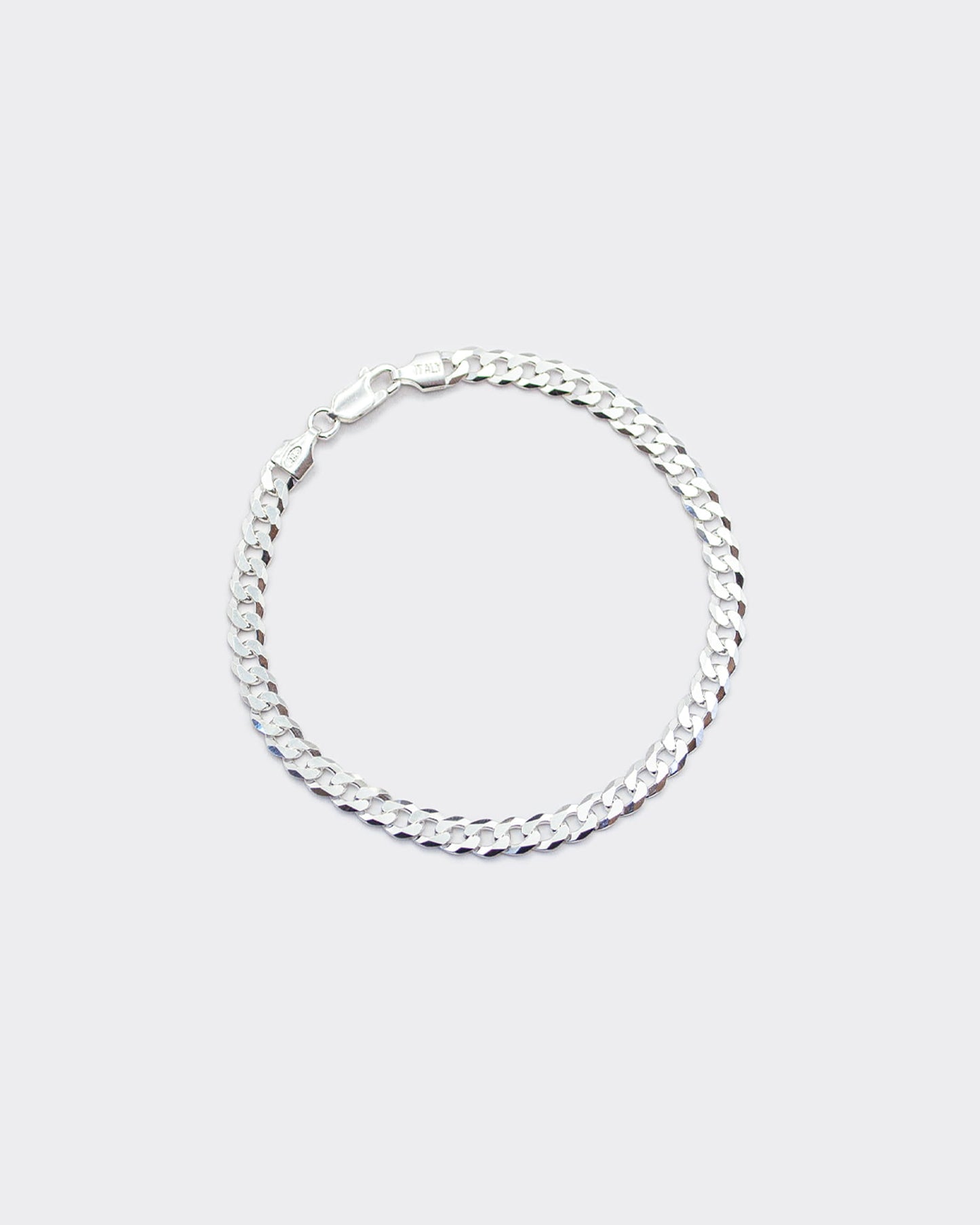 The Cuban bracelet is made of 925 sterling silver. The bracelet is handcrafted in Italy and made for both men and women.