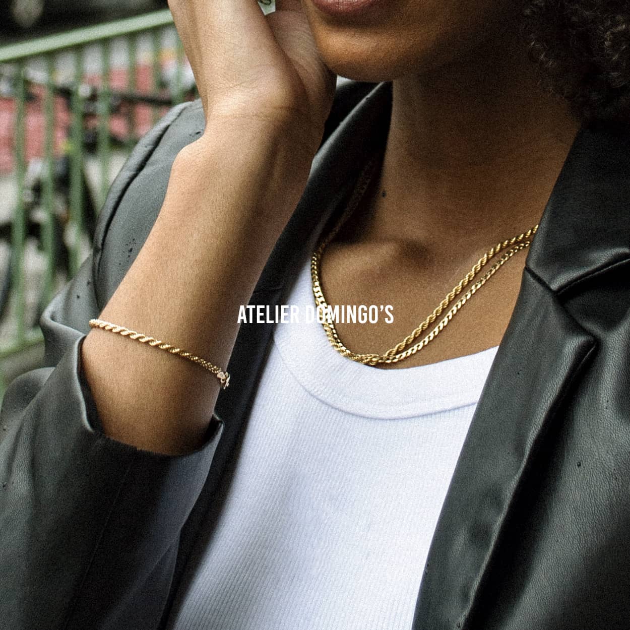 The Rope bracelet is an elegant and unisex piece of jewelry, crafted in Italy and made of 925 Sterling Silver with a high-quality 18 karat gold plating. Every jewelry is designed by Atelier Domingo's in France and is made to be worn by both men and women.
