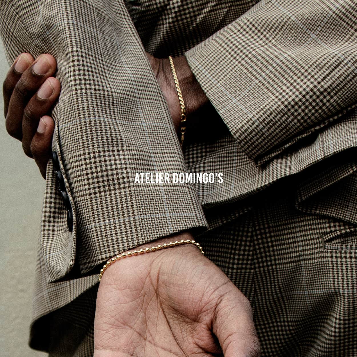 The Rope bracelet is an elegant and unisex piece of jewelry, crafted in Italy and made of 925 Sterling Silver with a high-quality 18 karat gold plating. Every jewelry is designed by Atelier Domingo's in France and is made to be worn by both men and women.