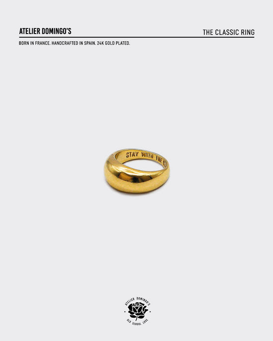 Atelier Domingo's Classic ring. This gold-plated ring is unisex and have a timeless design.