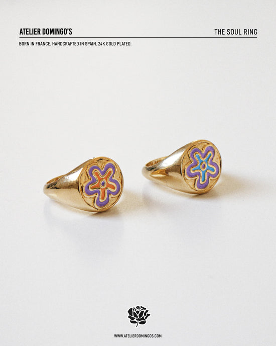 Atelier Domingo's Soul ring is a tribute to De La Soul, the NY hip hop group. This ring has been designed in France and is made for both men and women. This jewelry is made of a high-quality 24 karat gold plating.