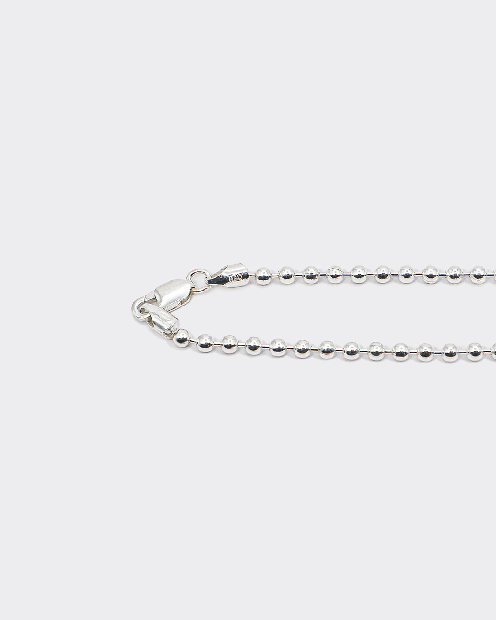 The beads bracelet is an elegant and unisex piece of jewelry, crafted in Italy and made of 925 Sterling Silver. Every jewelry is designed by Atelier Domingo's in France and is made to be worn by both men and women.