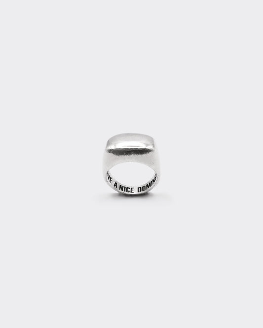 Atelier Domingo's Block silver ring is a tribute to New York block parties. This unisex ring is made in Spain. It is made of a high-quality 925 Sterling silver plating (10 microns). All our jewelry is unisex, made for both men and women.