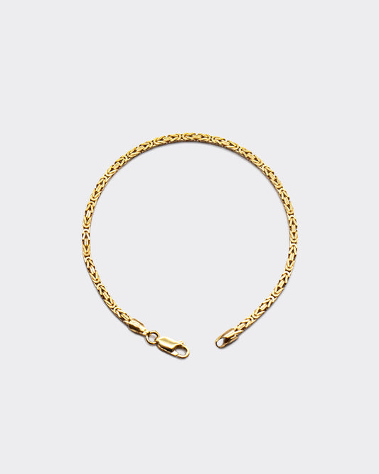 The Byzantine bracelet — a refined blend of New York City’s soulful roots and timeless Mediterranean craftsmanship - is made in Italy and designed to be unisex.