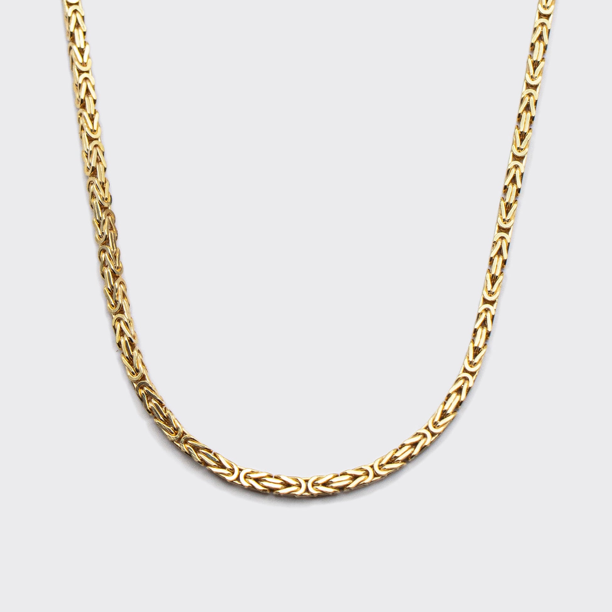 The Byzantine chain — a refined blend of New York City’s soulful roots and timeless Mediterranean craftsmanship - is made in Italy and designed to be unisex. 