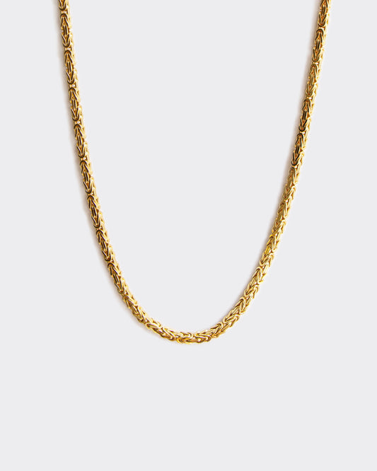 The Byzantine chain — a refined blend of New York City’s soulful roots and timeless Mediterranean craftsmanship - is made in Italy and designed to be unisex. 