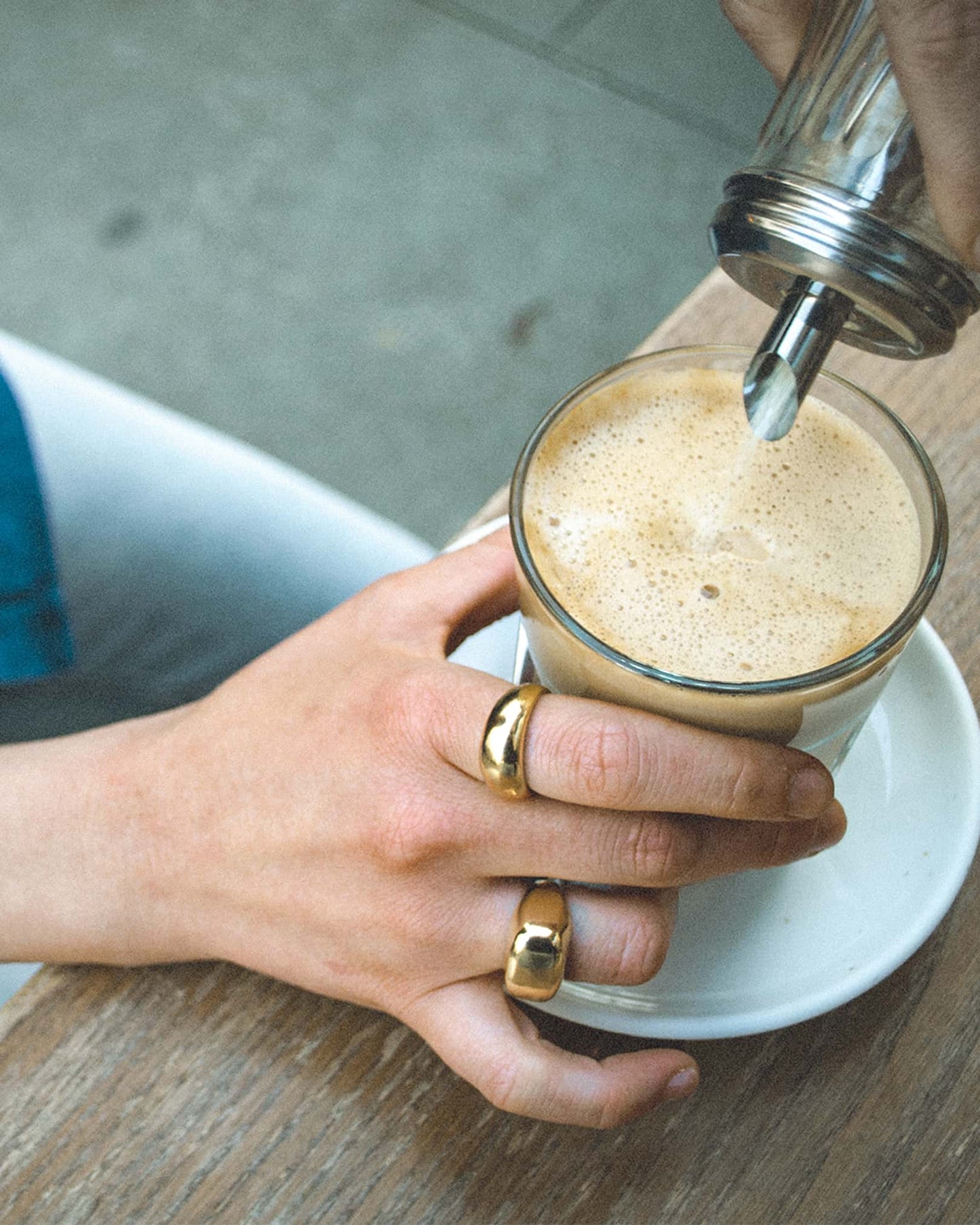 Atelier Domingo's Classic gold ring is made in Spain. This unisex ring is for both men and women. This jewelry is made of a high-quality 24 karat gold plating. Stay with the Classics.