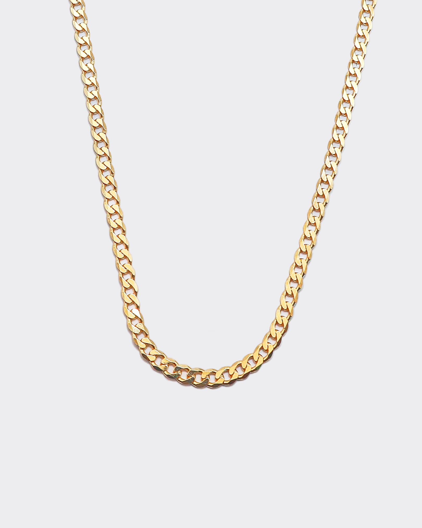 The Cuban Chain is an elegant and unisex piece of jewelry, crafted in Italy and made of 925 Sterling Silver with a high-quality 18 karat gold plating. Every jewelry is designed by Atelier Domingo's in France and is made to be worn by both men and women.