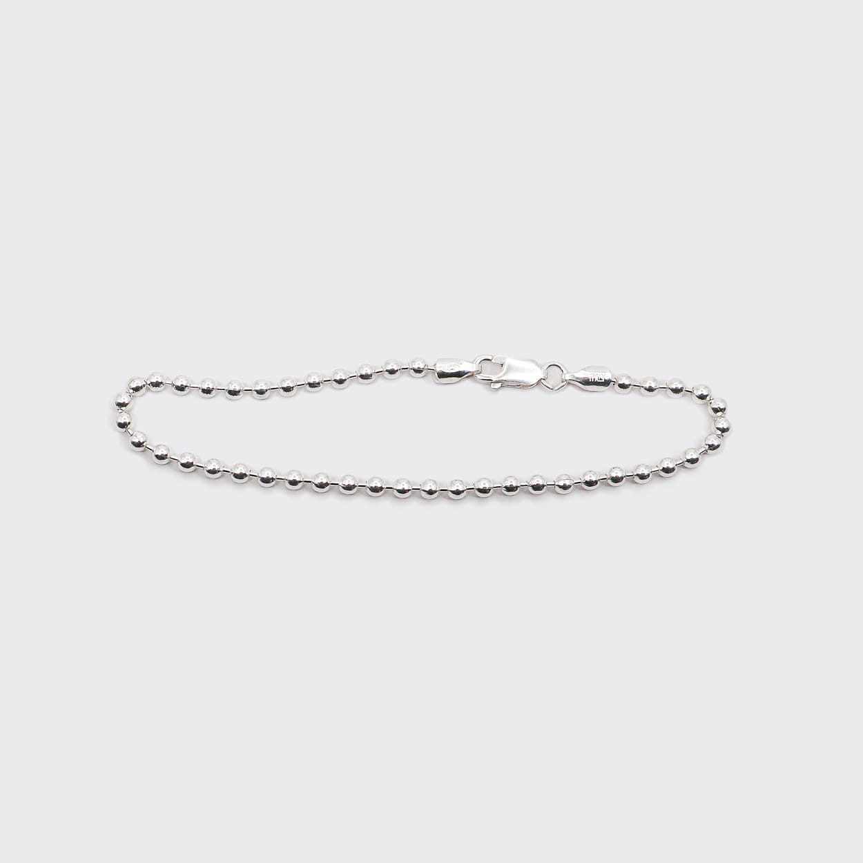 The beads bracelet is an elegant and unisex piece of jewelry, crafted in Italy and made of 925 Sterling Silver. Every jewelry is designed by Atelier Domingo's in France and is made to be worn by both men and women.